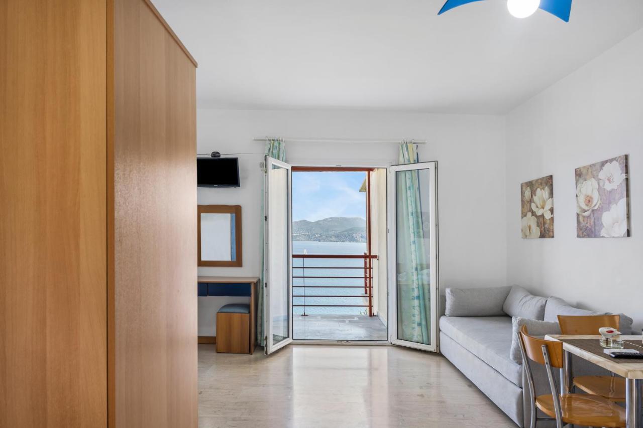 Miranda Resort 尼基亚娜 外观 照片